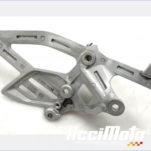 Platine repose-pied avant (droit) YAMAHA YZF-R 125
