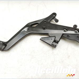 Platine repose-pieds (droit) KAWASAKI ER6 N