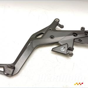 Platine repose-pieds (droit) KAWASAKI ER6 N