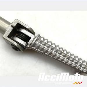 Repose-pied avant (droit) YAMAHA R6 YZF600