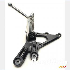 Platine repose-pied avant (droit) YAMAHA R7 YZF