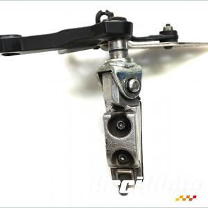 Platine repose-pied avant (droit) KAWASAKI Z 750