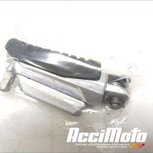 Repose-pied avant (gauche) SUZUKI GSR 750