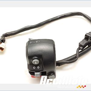 Commodo (gauche) TRIUMPH STREET TRIPLE 660 S