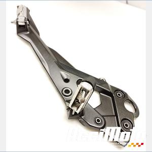 Platine repose-pieds (droit) YAMAHA XJ6F DIVERSION