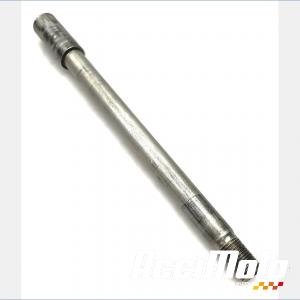 Axe de roue avant  YAMAHA MT-09