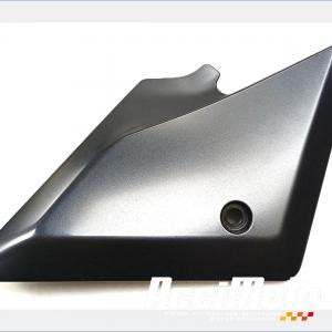 Cache sous selle (gauche) SUZUKI SV 650S