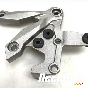 Platine repose-pied avant (droit) KAWASAKI Z 750