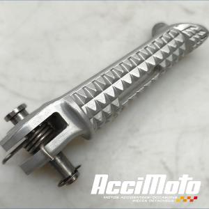 Repose-pied avant (gauche) TRIUMPH SPEED TRIPLE 1050 