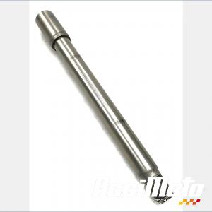 Axe de roue avant  TRIUMPH SPEED TRIPLE 1050 