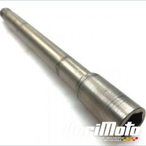 Axe de roue avant  TRIUMPH SPEED TRIPLE 1050 