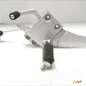 Platine repose-pied avant (gauche) YAMAHA FJR 1300