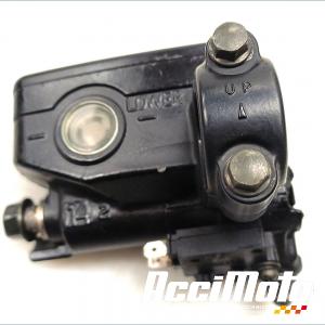 Ma&icirc;tre cylindre de frein avant HONDA VFR800 VTEC