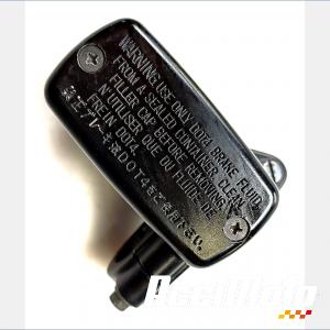 Maître cylindre de frein avant HONDA VFR800 VTEC