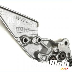 Platine repose-pied avant (droit) SUZUKI BANDIT GSF600N