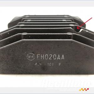 Régulateur de tension  TRIUMPH SPEED TRIPLE 1050 R