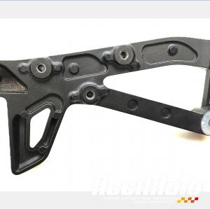 Platine repose-pied arrière (droit) YAMAHA MT-09 TRACER GT