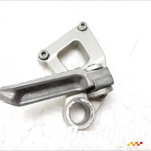 Platine repose-pied arrière (droit) KAWASAKI ZZR 600