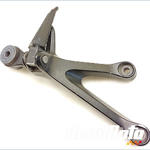 Platine repose-pied arrière (droit) SUZUKI GSXR 1000