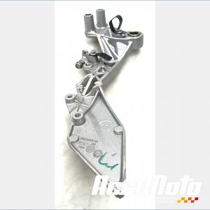 Platine repose-pied avant (droit) KTM 390 DUKE