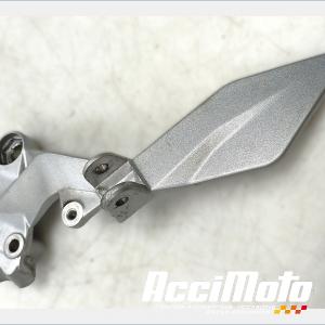 Platine repose-pied avant (gauche) KTM 390 DUKE
