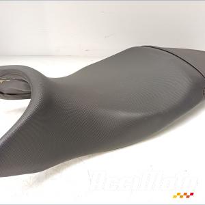 Selle (origine) TRIUMPH STREET TRIPLE 675