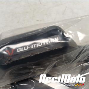 Pare-carter TRIUMPH STREET TRIPLE 675