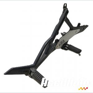 Platine repose-pieds (droit) KAWASAKI ER6 F