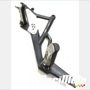 Platine repose-pieds (gauche) KAWASAKI ER6 F