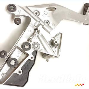 Platine repose-pieds (droit) KAWASAKI ER6 N