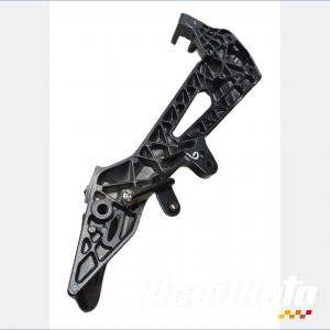 Platine repose-pied avant (droit) ZONTES SCRAMBLER 125
