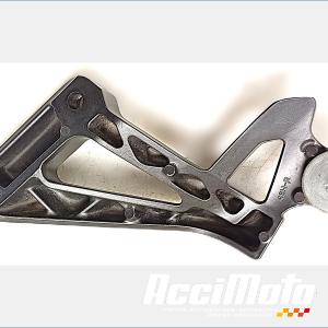 Platine repose-pied arrière (droit) SUZUKI BANDIT GSF650N