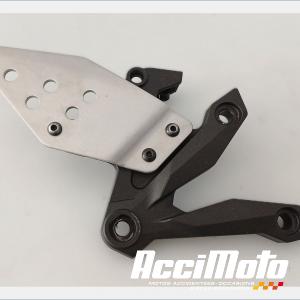 Platine repose-pied avant (droit) KAWASAKI Z 750