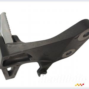 Platine repose-pied arrière (droit) YAMAHA MT-09