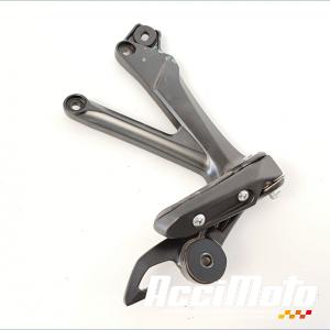Platine repose-pied arrière (droit) SUZUKI GSXR 1340 HAYABUSA
