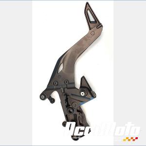Platine repose-pieds (droit) KAWASAKI ER6 N