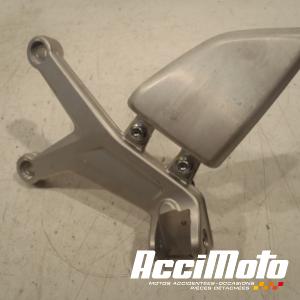 Platine repose-pied avant (gauche) MV AGUSTA BRUTALE 675