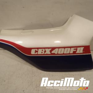 Cache sous selle (droit) HONDA CBX400F