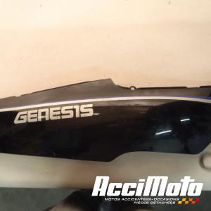 Coque arrière (droite) YAMAHA FZR 600