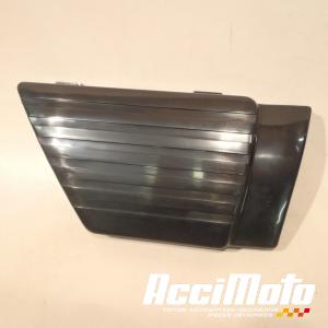 Cache sous selle (droit) SUZUKI GS 450