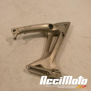 Platine repose-pied arrière (droit) HONDA VFR800 VTEC