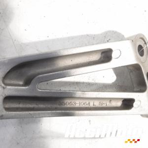 Platine repose-pied arrière (gauche) KAWASAKI Z 750