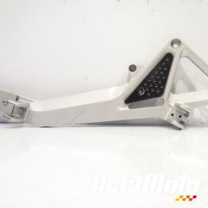 Platine repose-pieds (droit) HONDA HORNET CB600F