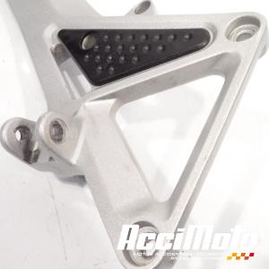 Platine repose-pieds (droit) HONDA HORNET CB600F