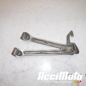 Platine repose-pied arrière (droit) SUZUKI GSXR 750