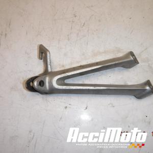 Platine repose-pied arrière (droit) SUZUKI GSXR 750