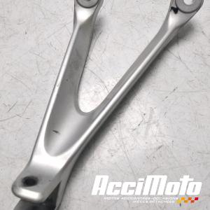 Platine repose-pied arrière (droit) HONDA CBR1000RR