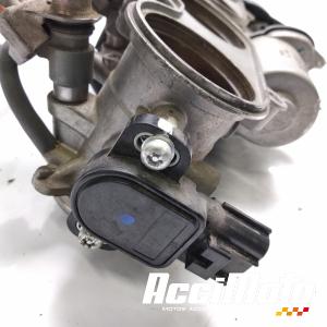 Rampe d'injection (moteur) YAMAHA R1 YZF1000