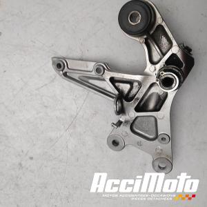 Platine repose-pied avant (droit) HONDA CBR1000RR