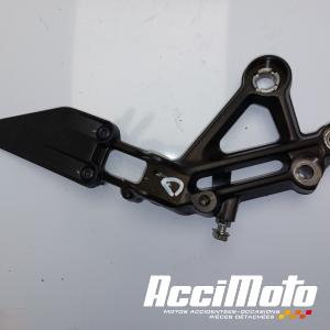 Platine repose-pied avant (droit) KTM 125 DUKE